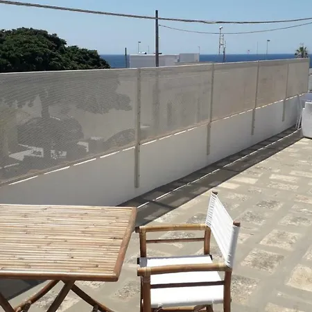 Attico A 150 Mt Dal Mare Semesterbostad